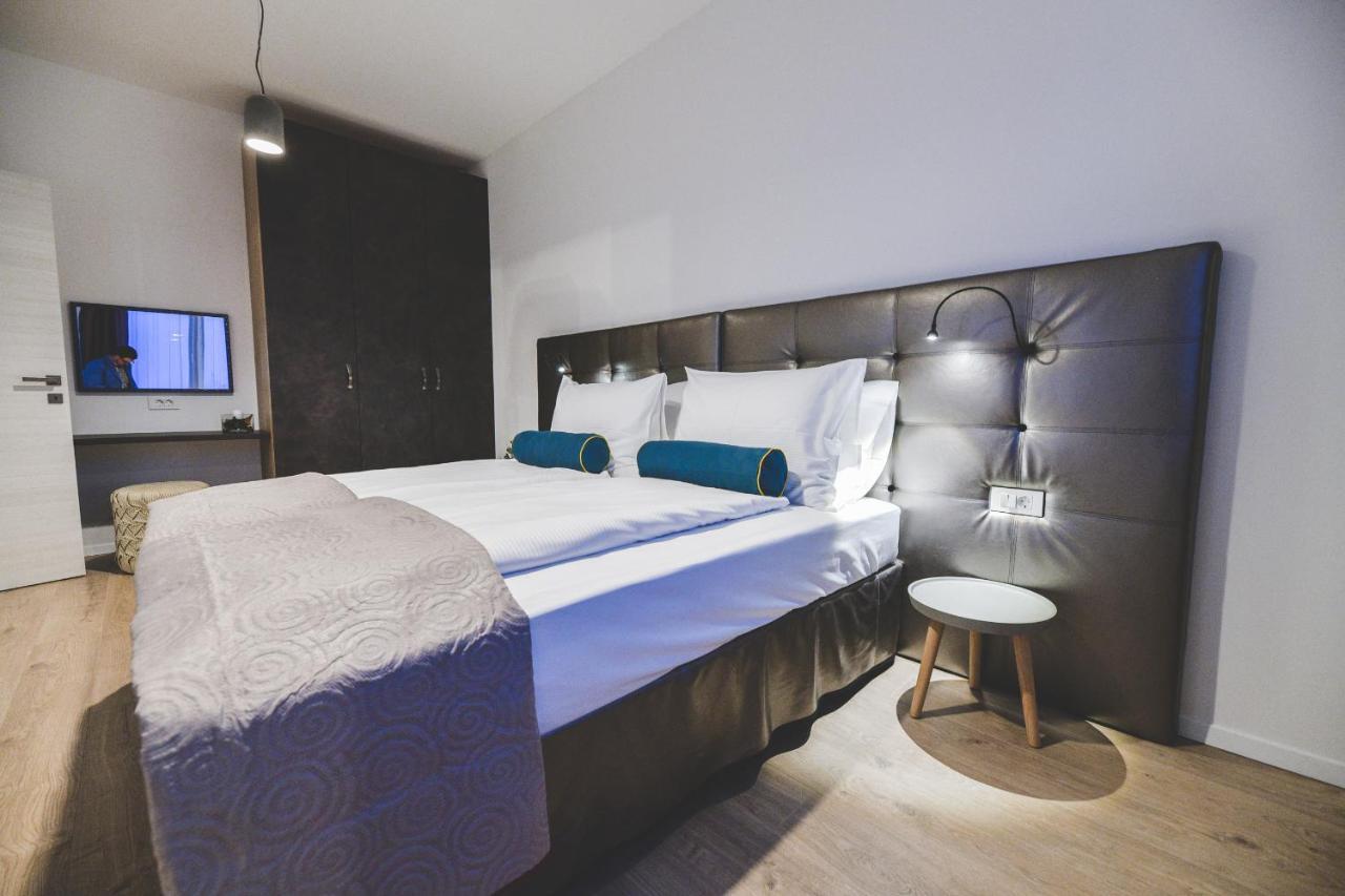 Luxury Apartment Antonia In The City Centre Риека Экстерьер фото